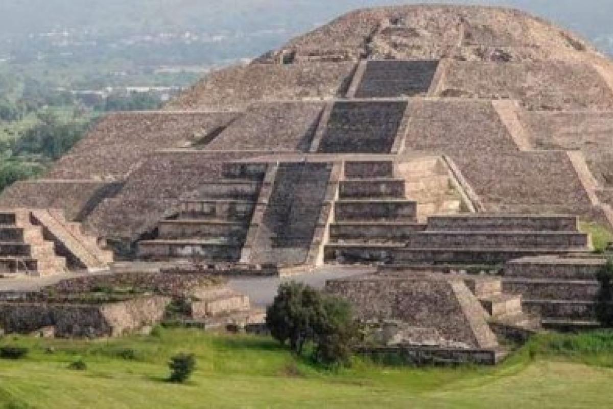 Teotihuacan City of Water City of Fire