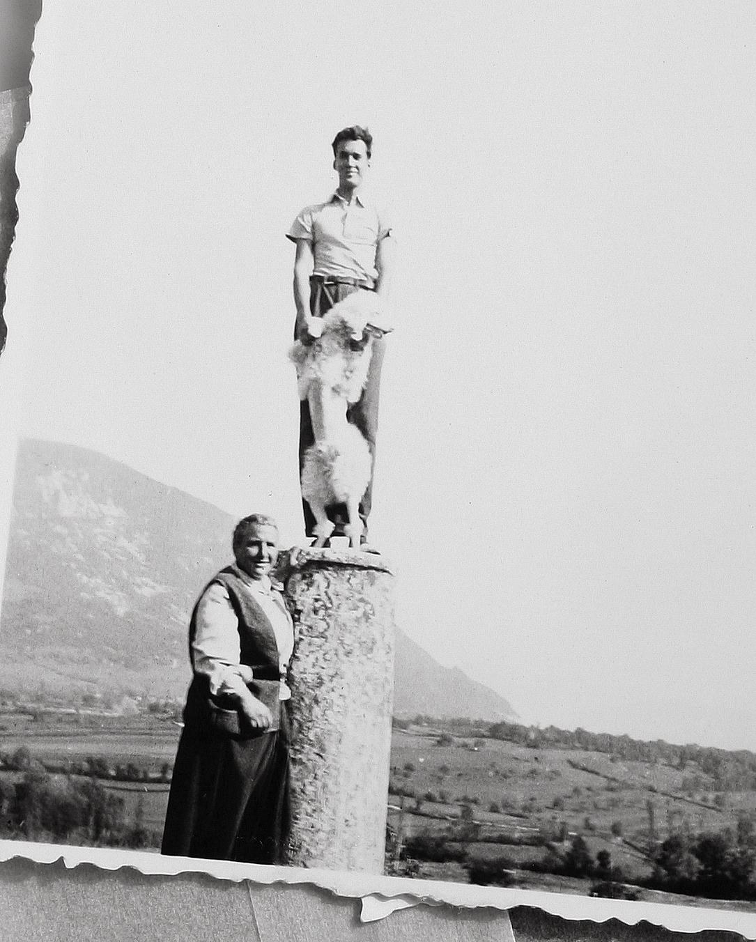 Gertrude Stein, Laughlin, and Stein's dog, Basket