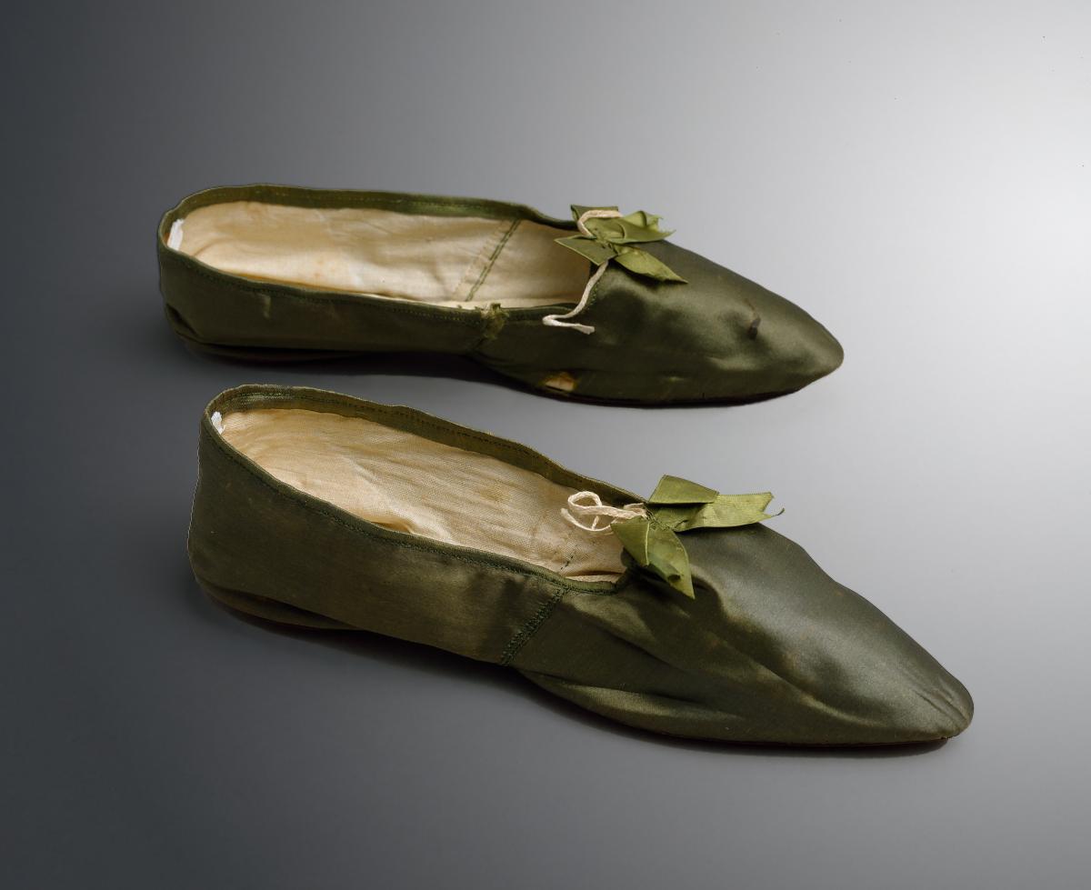 Shoes in store the 1800s