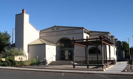 photo of exterior of a library