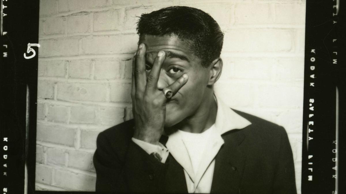 SAMMY DAVIS, JR.: I’VE GOTTA BE ME.