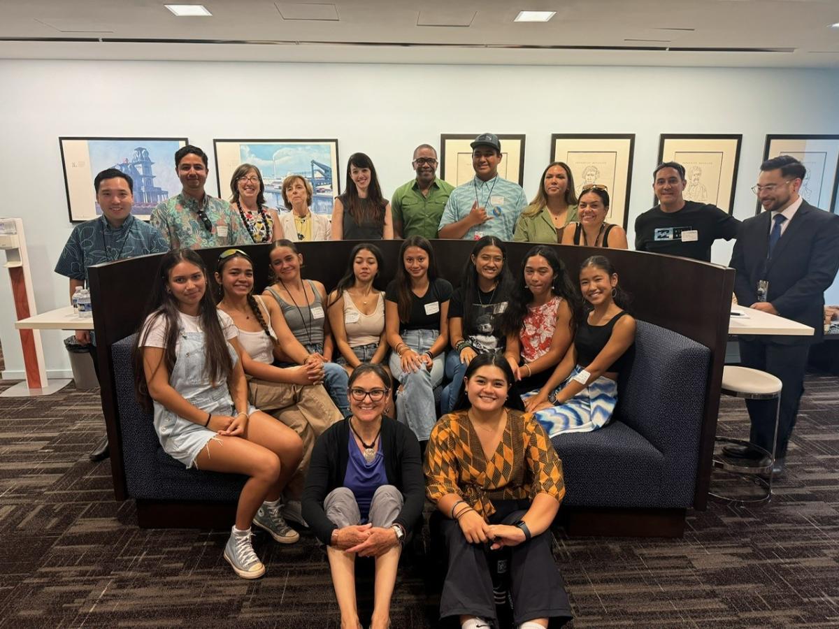 NHD students from Hawaii at NEH 