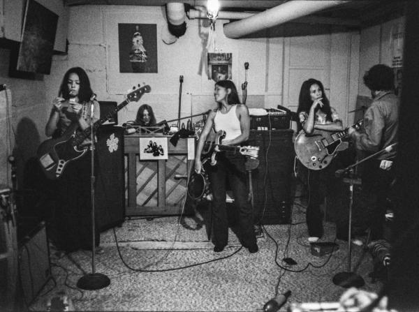 Fanny rehearses in a garage 