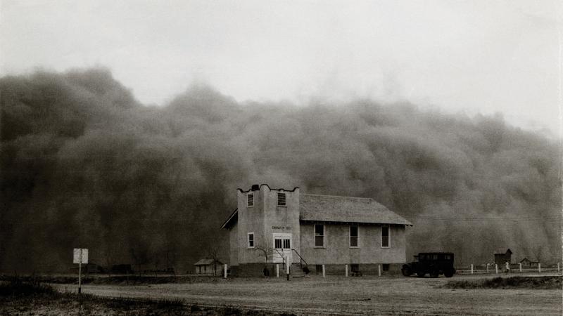 Children Of The Dust National Endowment For The Humanities   2012 6 Nov Dec Dustbowl 02 