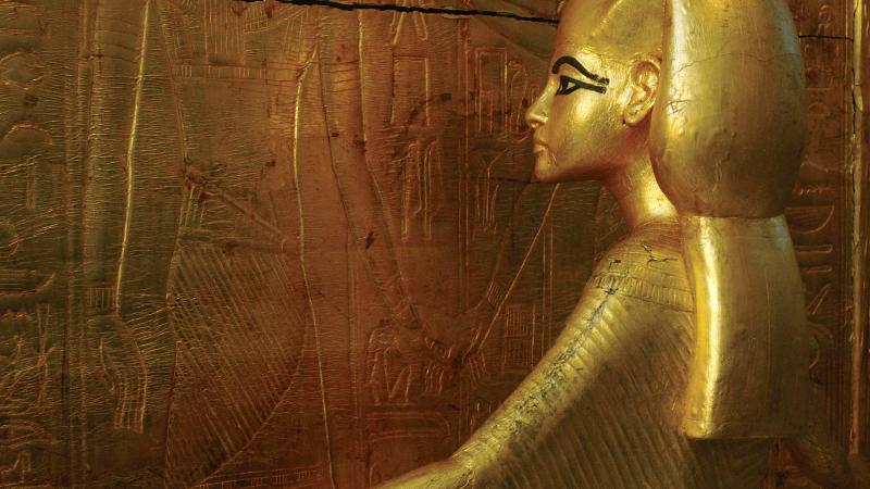 King Tut Comes to America.