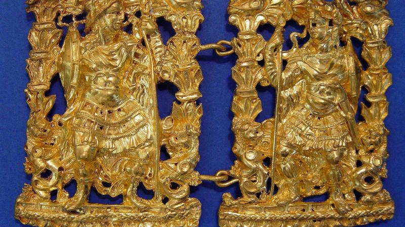 Pair of gold clasps depicting warriors, 1st century BC - 1st century AD.